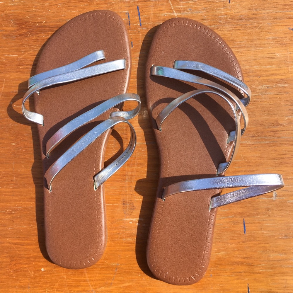 Time tru size 8 silver tone and brown sand…